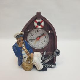 Часы настольные с моряком 9х7х12 см, кварцевые, рабочие, композитный материал.