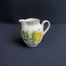 Молочник Дулево, фарфор деколь позолота 300 мл, винтаж Россия