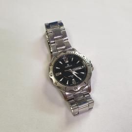 Часы наручные мужские Perfect, кварцевые, рабочие. Япония.