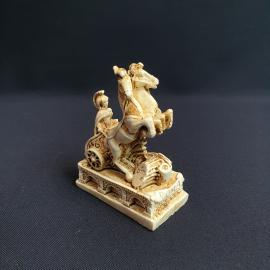 Сувенир Римская колесница, гипс, с подписью. Винтаж.