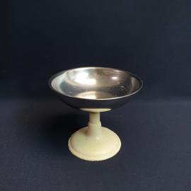 Металлическая ваза на пластиковой ножке для мороженного 10 см. Винтаж, СССР.