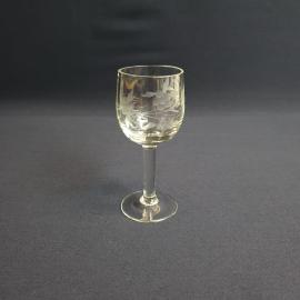 Рюмка, стекло гравировка 80 мл высота 12 см, винтаж СССР