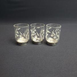 Набор из 3 стопок, стекло метал гравировка 60 мл высота 6 см дефект, винтаж СССР