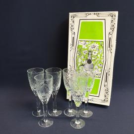 Набор рюмок 6 шт, хрусталь,Ивановский завод,  скол на пяточке, высота 14 см, 50 мл. Винтаж, СССР.