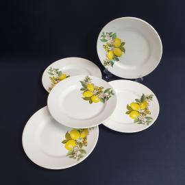 Набор тарелок пирожковых 5 шт, Чайка, фарфор, деколь, на 1-ой скол. Винтаж, СССР.