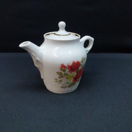 Чайник Песочное, фарфор деколь позолота 1 л, неродная крышка, винтаж СССР