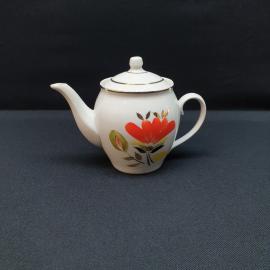 Чайник Полонное, фарфор деколь позолота 0.5 л, винтаж СССР