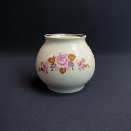 Сахарница без крышки, Песочное, фарфор, деколь, позолота, микро скол на ободке, 600 мл. Винтаж.