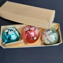 Набор ёлочных игрушек в коробке 3 шт СССР, домик при луне, зима, винтаж.