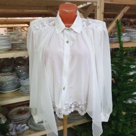 Винтажная блузка с кружевами, размер М, длина 50 см, полуобхват груди 50 см, СССР.