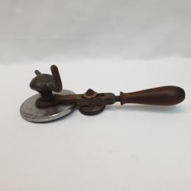 Ручная закаточная машинка для декора хенд мейд, металл, дерево. Винтаж СССР