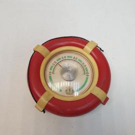 Термометр, форма Спасательный круг, пластик, есть дефекты. Винтаж, СССР.