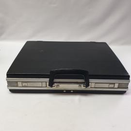 Дипломат 40х30 см, пластик, металл, на защелках, СССР.