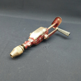 Винтажная ручная дрель, металл, пластик, следы времени. Польша Винтаж