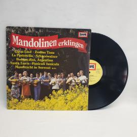 Пластинка виниловая 33 оборота большая Германия Mandolinen erklingen Зорбас Танс Ларас Лид,
