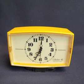 Часы настольные с будильником Слава. Рабочие,винтаж СССР.