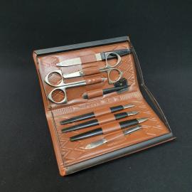 Винтажный маникюрный набор 8 предметов.