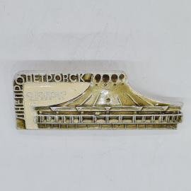 Значок СССР Днепропетровск цирк здание купол фасад бронзовый эмалевый, советский и винтажный