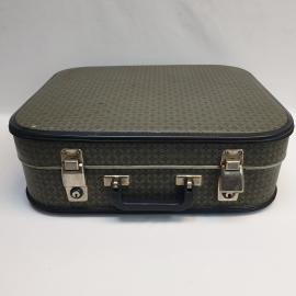 Винтажный чемодан на застежках 47х40х16 см, СССР.