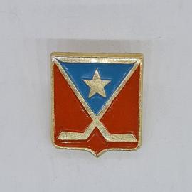 Значок СССР, гербовый щит с синей звездой и красным фоном, советский и винтажный