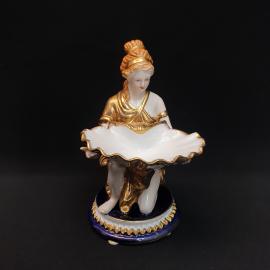 Винтажная статуэтка Дама с ракушкой 23 см, фарфор, кобальт, позолота.