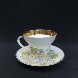 Винтажная кофейная пара Русское кружево, ЛФЗ, костяной фарфор, деколь, позолота, СССР