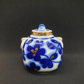 Винтажная чайница 300 мл, ЛФЗ, фарфор, роспись - кобальт, позолота, СССР.