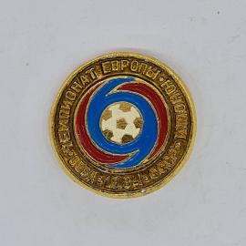 Значок СССР чемпионат европы юноши уефа 1984 ссср мяч, круг красно синий, советский и винтажный