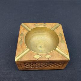 Винтажная пепельница 10х6, резьба, дерево, металл, следы времени. Индия