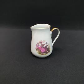 Винтажный сливочник Ереванский з-д, фарфор золочение деколь 170 мл, СССР