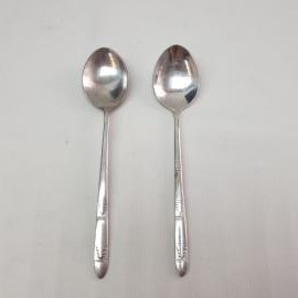 Набор из 2 винтажных чайных ложек, Елочка, мельхиор. СССР
