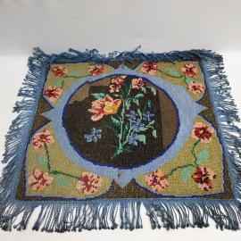 Винтажный коврик на кресло 58х52 см, вышивка крестом, бахрома, СССР.