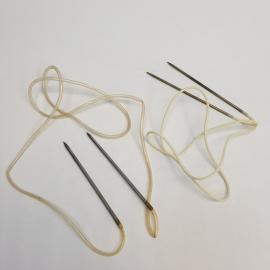 Винтажный набор двух спиц для вязания с гибкой связью, СССР.