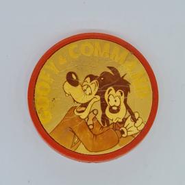 Значок СССР goofy and company, глухарь и сын, мультяшные герои, пластик, советский и винтажный