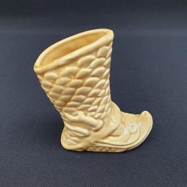 Винтажная статуэтка Сапожок 10 см, керамика.