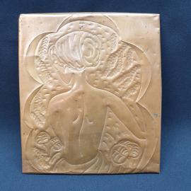 Винтажное панно чеканка Девушка 23х26 см СССР