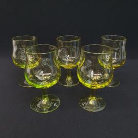 Винтажный набор бокалов 5 шт 200 мл, цветное стекло, высота 12 см, СССР.