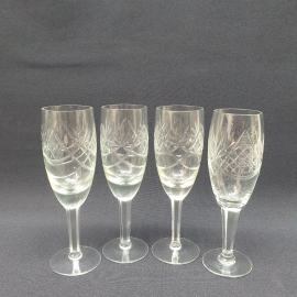 Винтажный набор из 4 бокалов 16 см, стекло, резка, 100 мл, СССР.