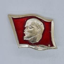 Значок СС��Р, портрет Ленина на красном флаге, барельефный профиль, советский и винтажный