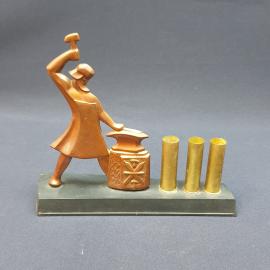 Винтажная подставка для письменных принадлежностей Кузнец  Тула высота 21 см, латунь, пластик СССР