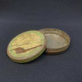 Винтажная коробка Цветок диаметр 10 см, металл СССР