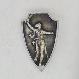 Значок СССР женщина с мечом на щите, героический воин, патриотический, советский и винтажный