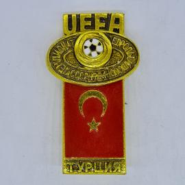 Значок СССР uefa чемпионат европы турция 1984 красный флаг с полумесяцем советский и винтажный