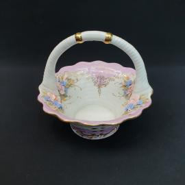 Корзинка фарфоровая винтажная, СССР. Цветы, роспись золотом.