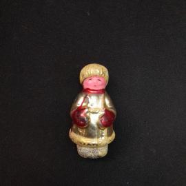 Елочная игрушка СССР,стекло, мальчик укутыш в варежках на прищепке. Винтаж