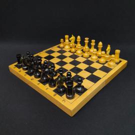 Винтажный набор шахмат, 30 см комплектные, дерево СССР.