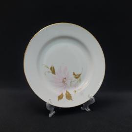 Тарелка фарфоровая винтажная СССР. Дулево. Цветы, роспись золотом.