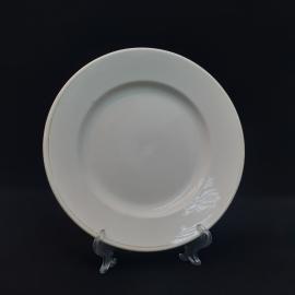 Тарелка фарфоровая винтажная СССР. Белая, без декора.