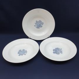 Тарелка фарфоровая винтажная СССР. Набор 3 штук. Синие цветы.