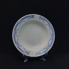 Тарелка фарфоровая винтажная СССР. Синий цветочный орнамент, геометрический бордюр.